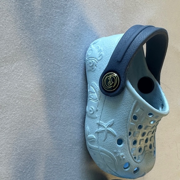 The Children's Place - Light Blue Clogs/water shoes Sandals with Heel Strap - Picture 7 of 11